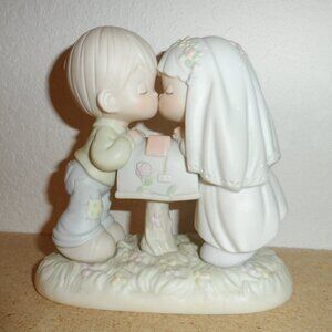 Precious Moments "Sealed With A Kiss"-dated 1992-Beautiful